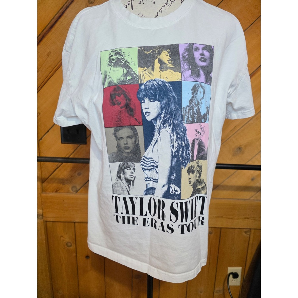 Taylor Swift The Eras Tour 2023 Concert T-Shirt White Medium Official Merch Tee
